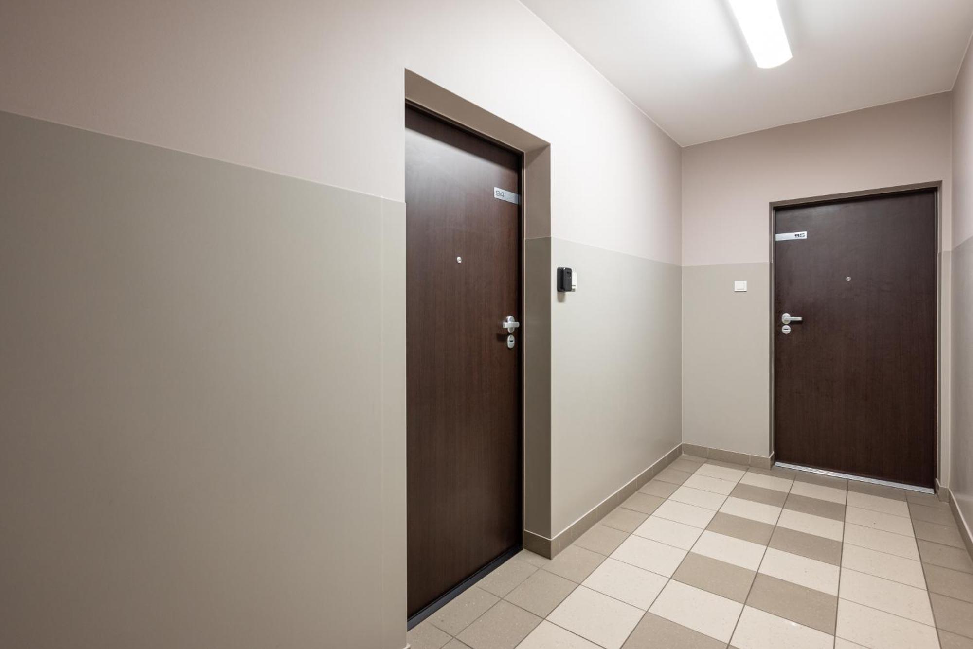Aleja Krakowska Comfy Apartment وارسو المظهر الخارجي الصورة