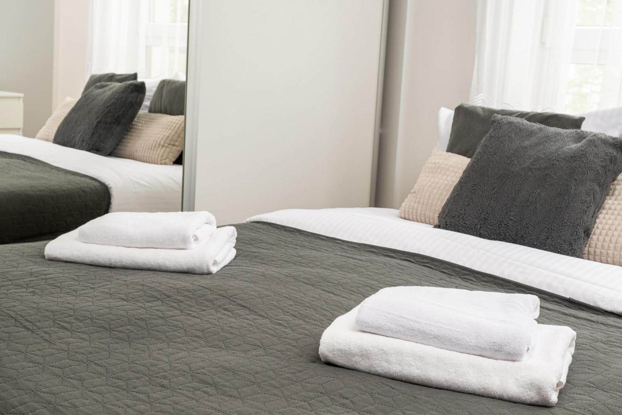 Aleja Krakowska Comfy Apartment وارسو المظهر الخارجي الصورة