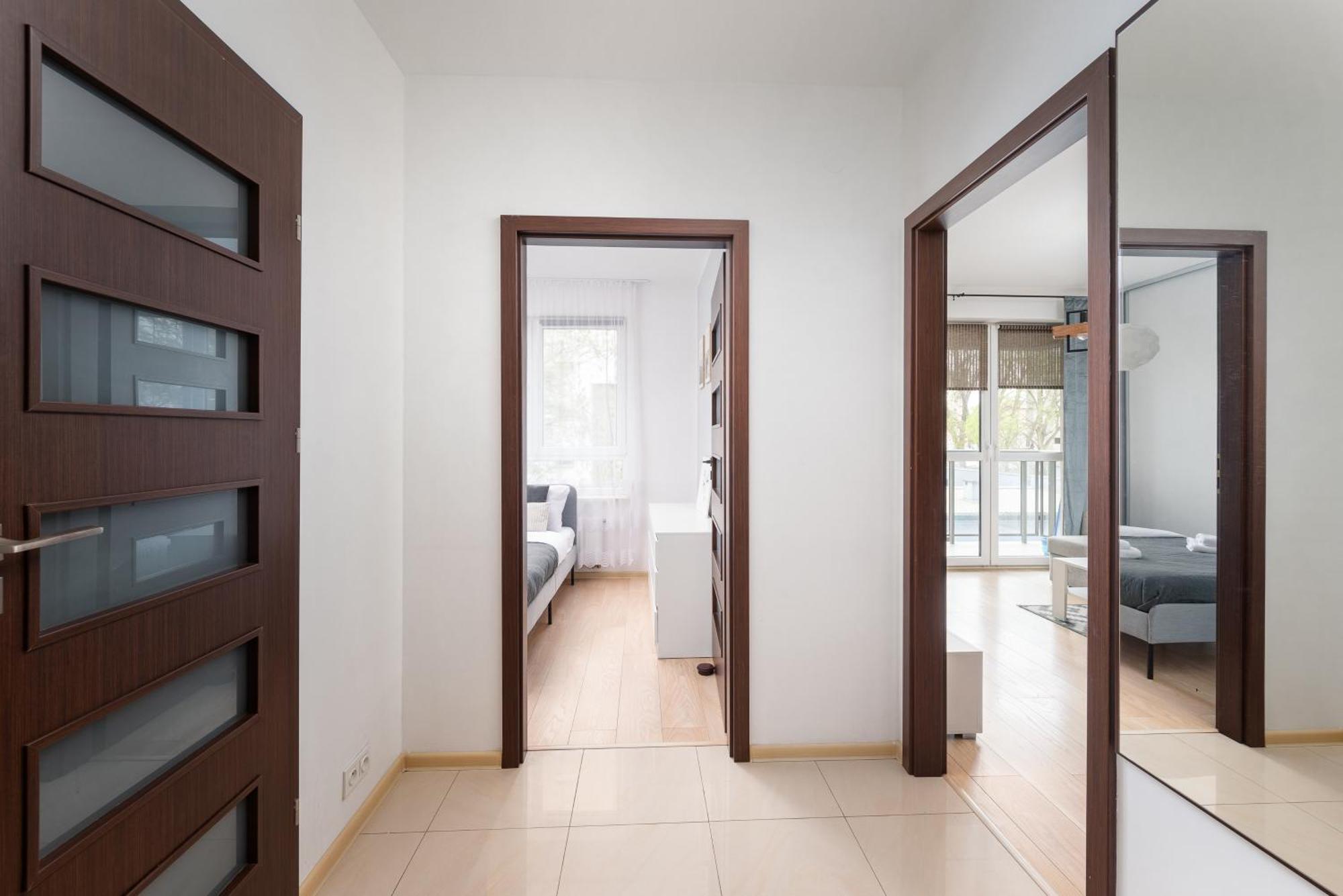 Aleja Krakowska Comfy Apartment وارسو المظهر الخارجي الصورة