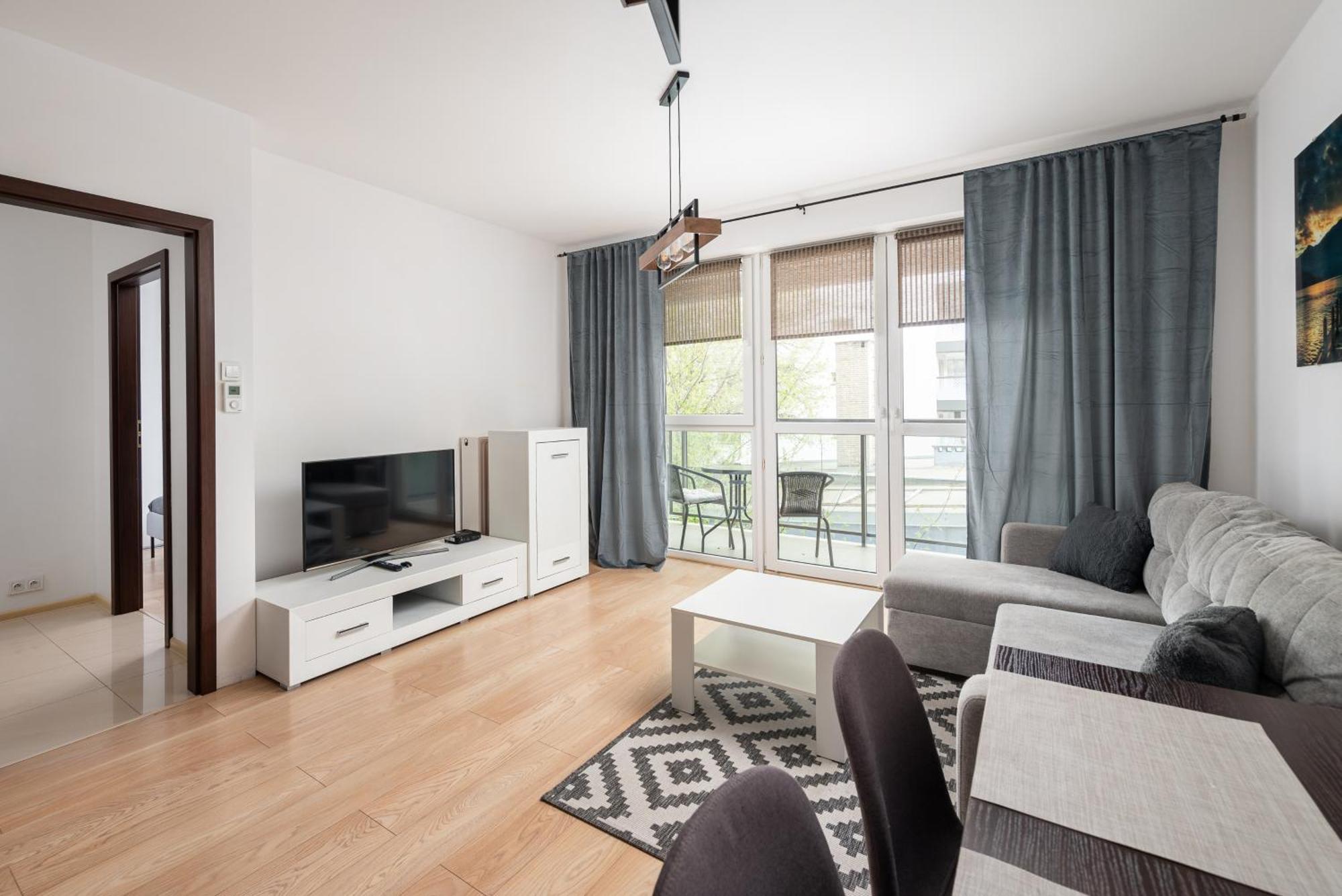 Aleja Krakowska Comfy Apartment وارسو المظهر الخارجي الصورة